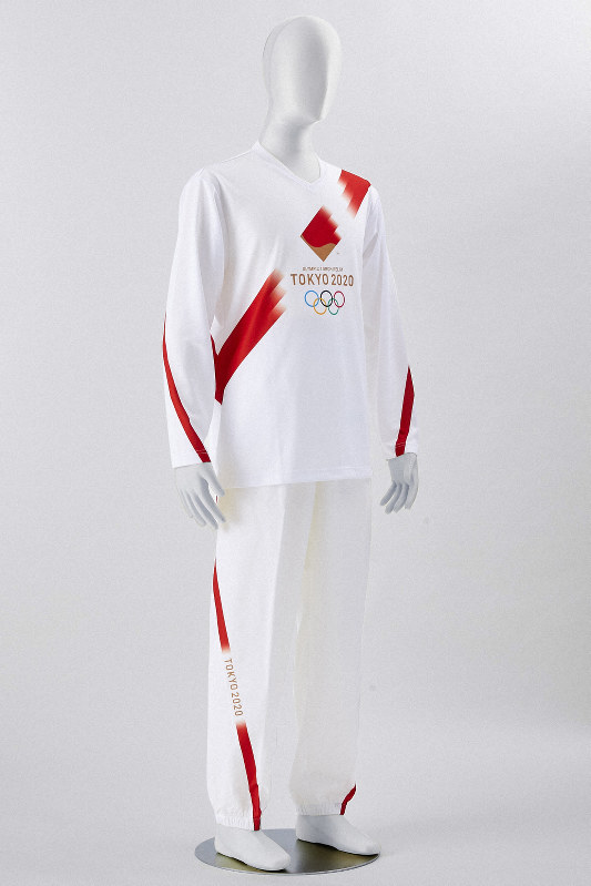 東京五輪 聖火ランナーユニホーム発表 駅伝「たすき」モチーフに
