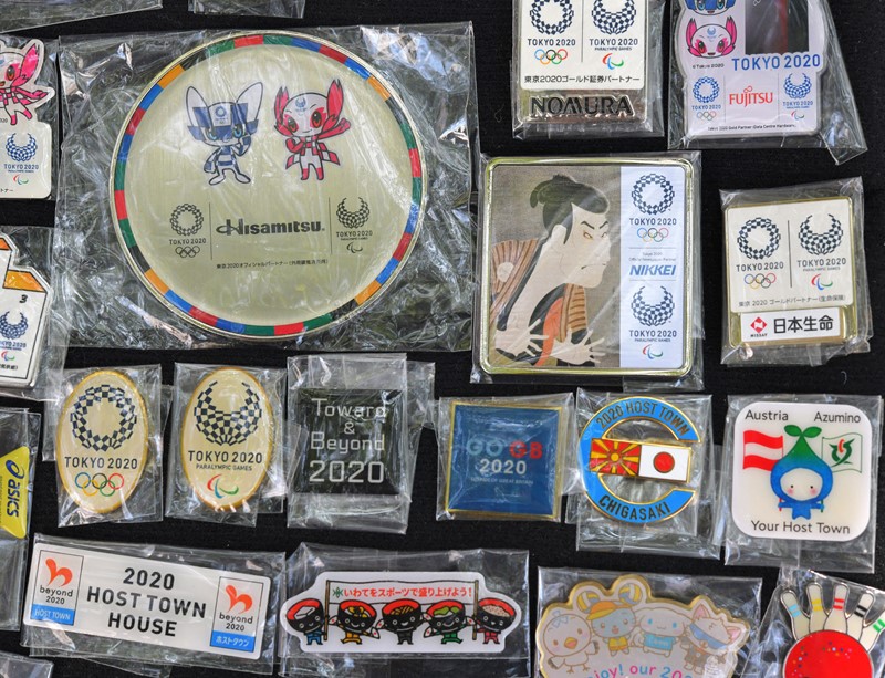 新型コロナ：五輪バッジ交換、絶やしたくない 「非公式競技」失われた