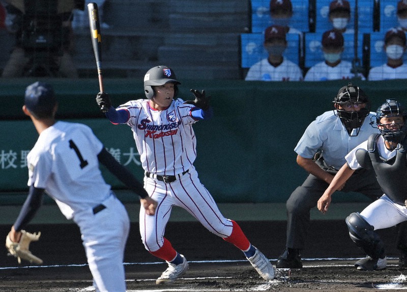 夏の高校野球 甲子園 下関国際、攻守に躍動 宮崎・富島との初戦快勝