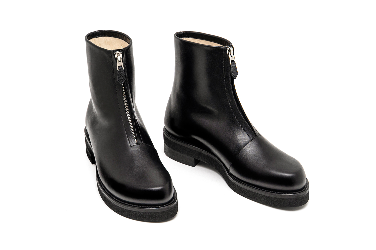 foot the coacherの新作ブーツ2型が12月より順次発売