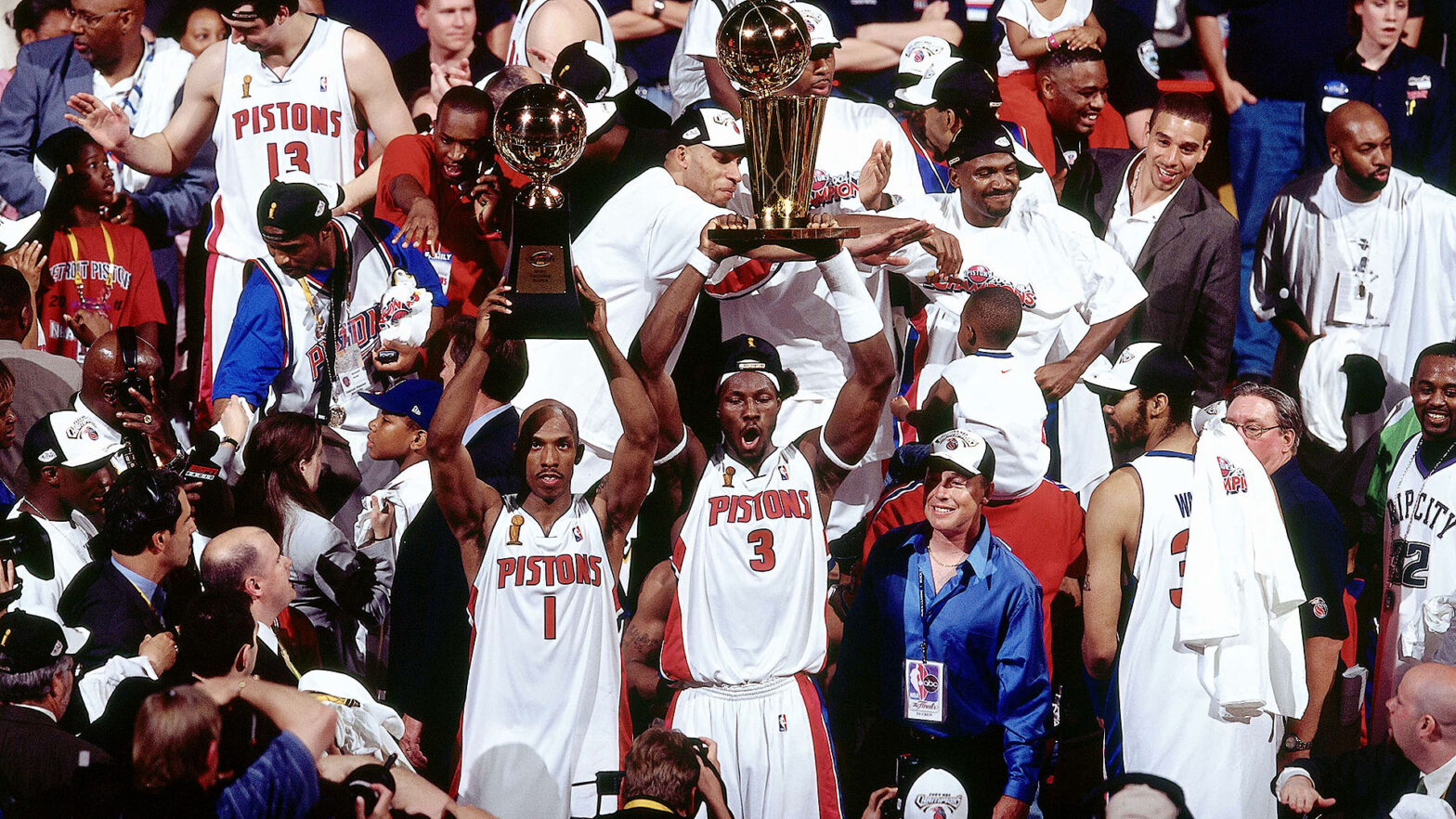 Season Review: 2003-04 | NBA.com