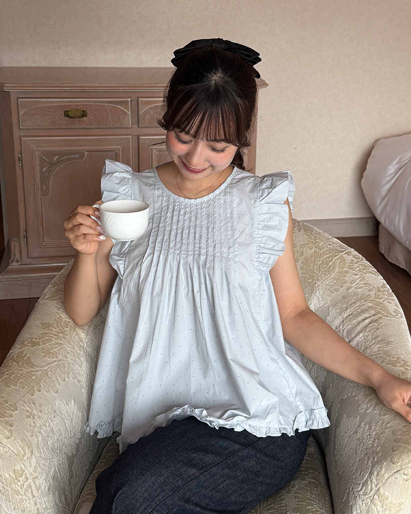 ドットフリルノースリーブブラウス | ファッション通販サイト NUGU