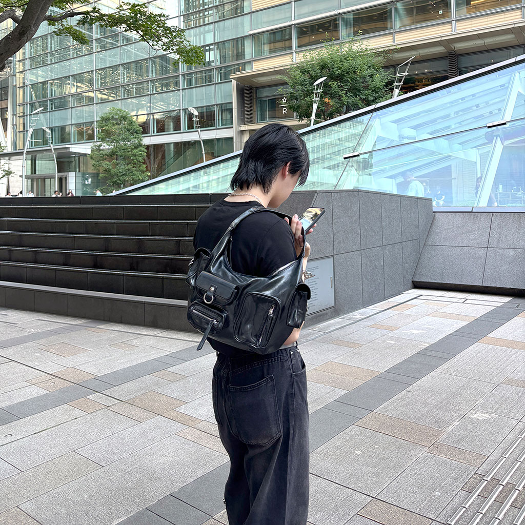 マルチポケットショルダーバッグ | ファッション通販サイト NUGU