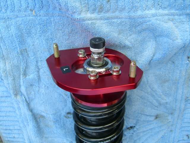 シュピーゲル車高調 ピロアッパーマウントの分解（スズキ アルト