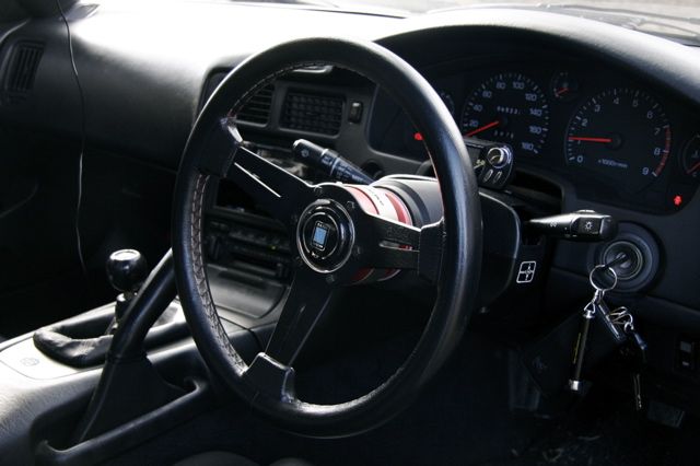 ナルディ クラシック33パイ&ラフィックス2ボス のパーツレビュー | MR2