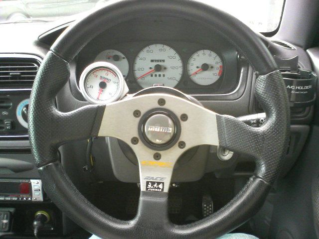 momo RACE (320mm) のパーツレビュー | オプティ(かっち、) | みんカラ