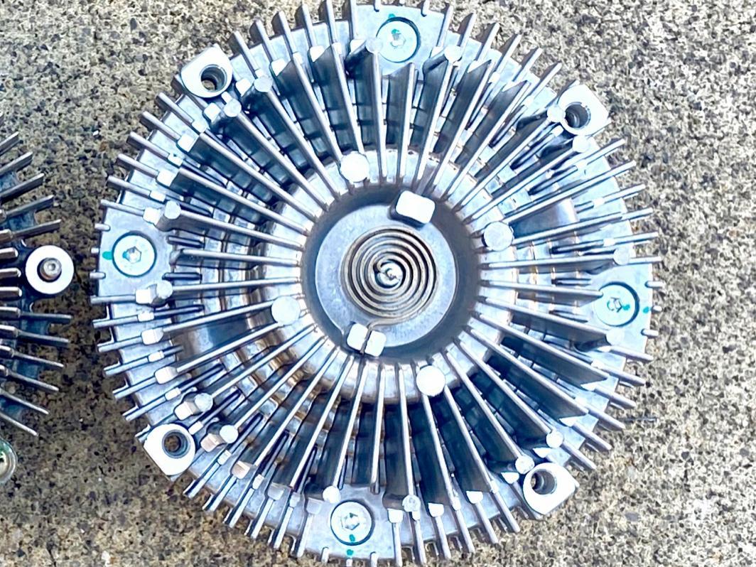 たにぐち自動車 ハイレスポンスファンクラッチJZX100用 のパーツ