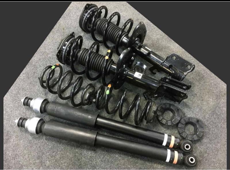 日産(純正) ZE1リーフニスモ用サスペンション のパーツレビュー