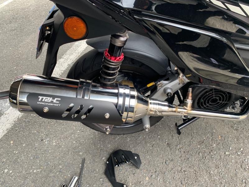 TRHC R19スポーツマフラー のパーツレビュー | シグナスX(ブラシレス