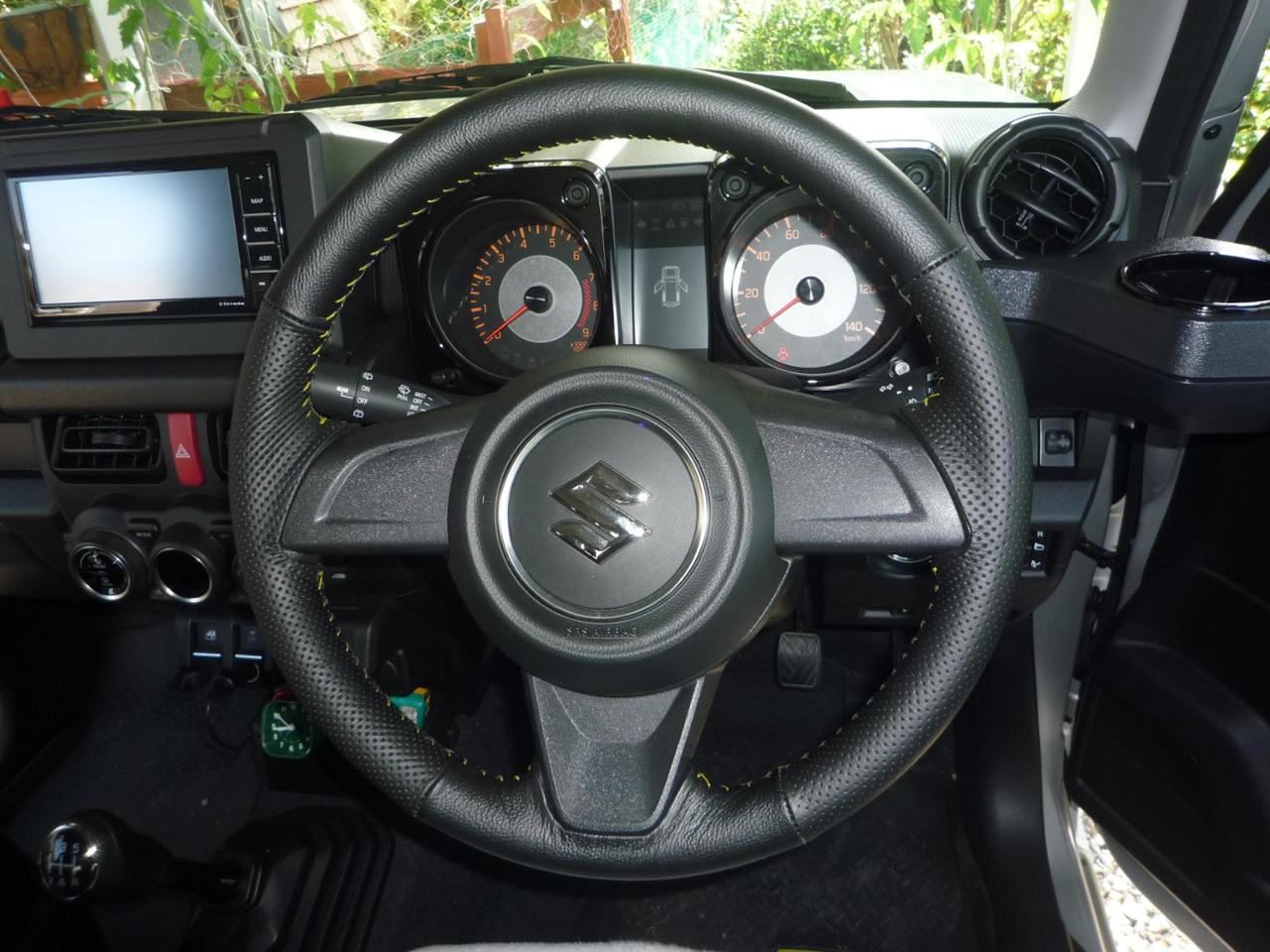 スズキ(純正) 本革ステアリングホイールカバー (再レビュー)のパーツ