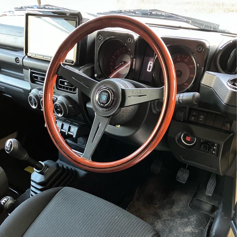 NARDI CLASSIC WOOD ウッド＆ブラックスポーク のパーツレビュー