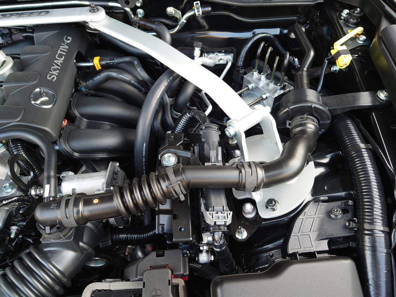 マツダ(純正) インダクションサウンドエンハンサー のパーツレビュー