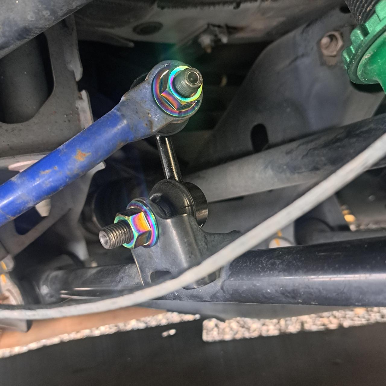 Odula / OVER DRIVE ショートスタビリンク リア ND038 のパーツ