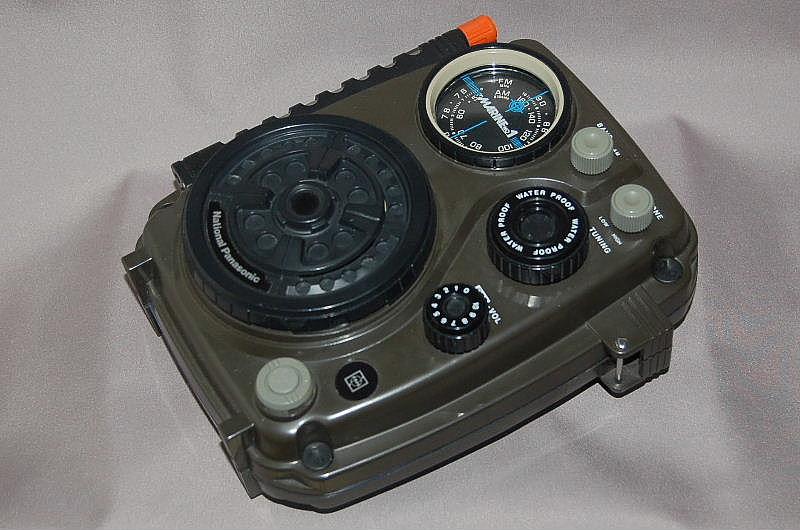 ナショナル 水陸両用ラジオ マリン1号 RF-622 ｜覆面えるのブログ