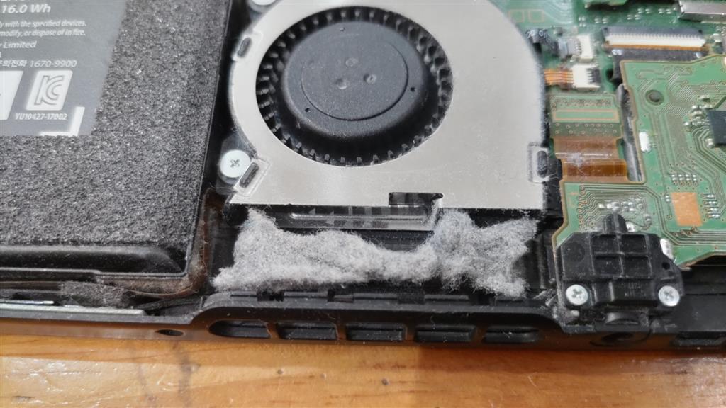 不具合処置：ニンテンドースイッチ「ファン異音、Lスティック効かず