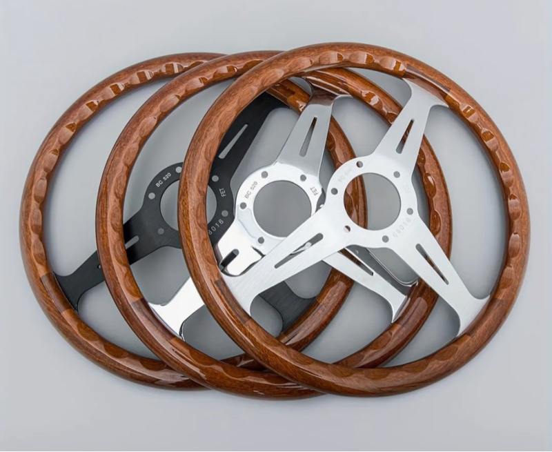 ND クラシック木製ステアリングホイール ？｜えのもっすのブログ｜えの