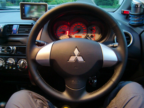 0円ステアリング交換で気分転換w 【純正流用】（三菱 コルトラリー