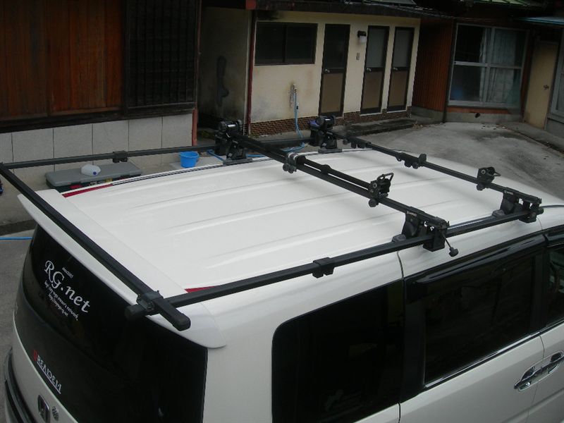 INNOキャリア取外し① ボート用スライドキット（ホンダ ステップワゴン