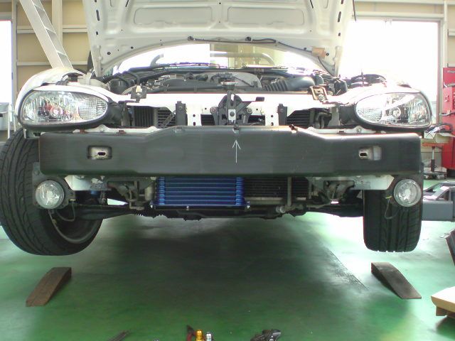 フィルター移動式オイルクーラーの取り付け（マツダ ロードスター・NB