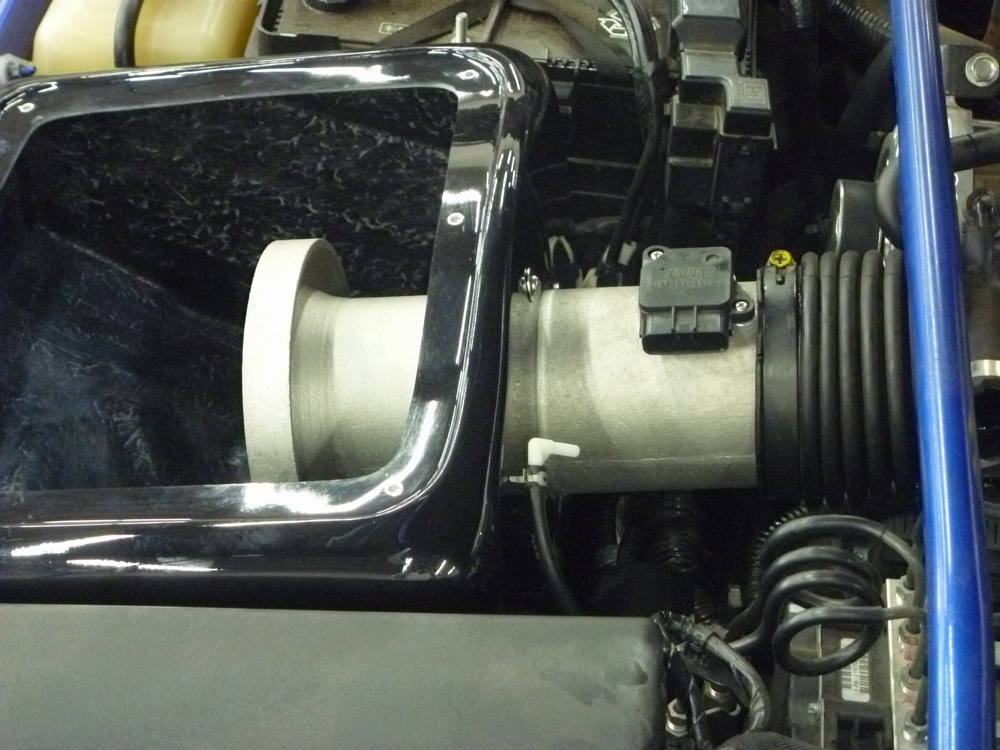 RE雨宮ｽｰﾊﾟｰｲﾝﾃｰｸﾎﾞｯｸｽ(FRP)取付②（マツダ RX-8・SE3P）by みぃた