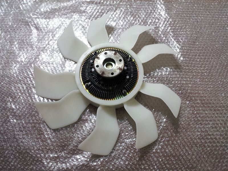 BCNR33用カップリングファンに交換（日産 スカイラインGT‐R・R32