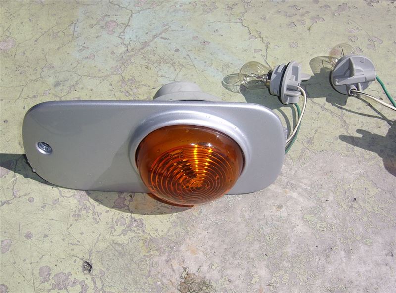 DCNウインカーランプ（ダイハツ ミラジーノ・L700/710系）by もり