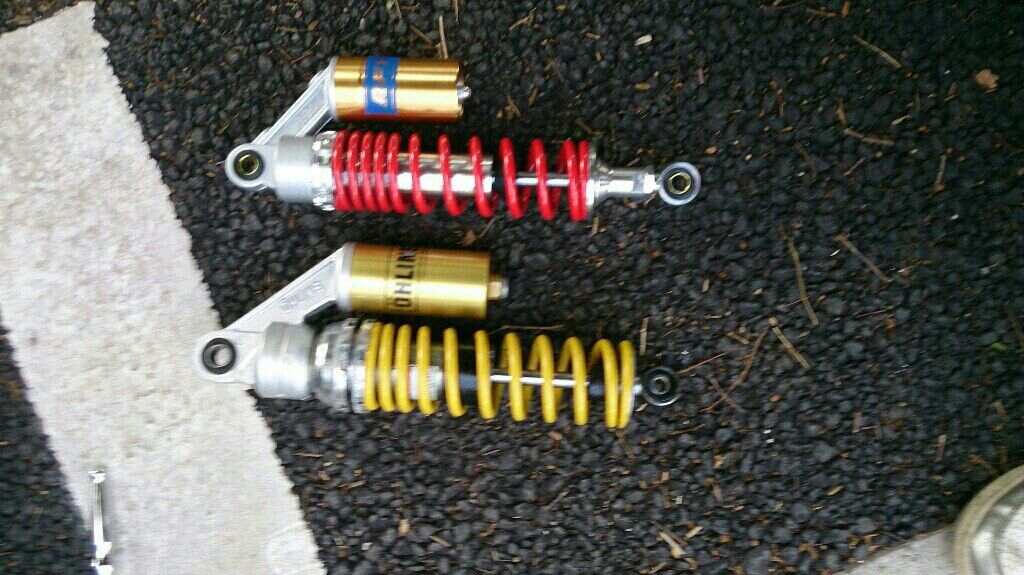 リアショック交換（ヤマハ XJR400R）by ちゃらきち - みんカラ