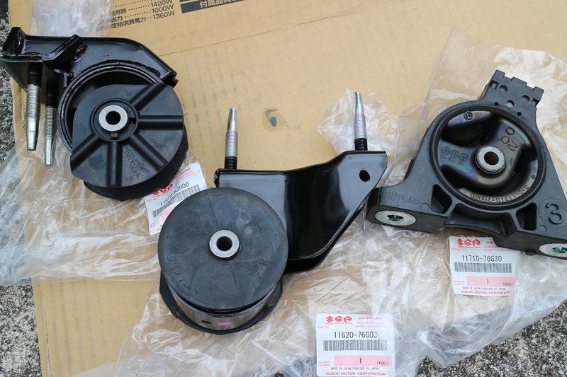 エンジンマウントの交換（スズキ アルト・HA12S/22S/23S/12V/23V）by