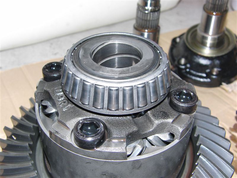 デフ再分解、アルテッツァ用トルセンLSD装着1（トヨタ ソアラ・Z20系