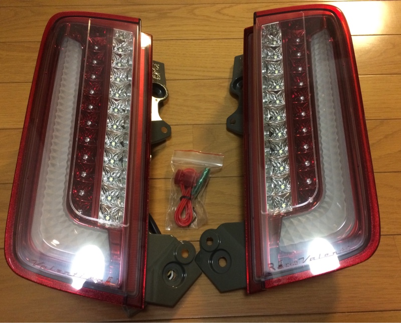 ヴァレンティ ロアテール交換（日産 エルグランド・E52）by ヨッシー