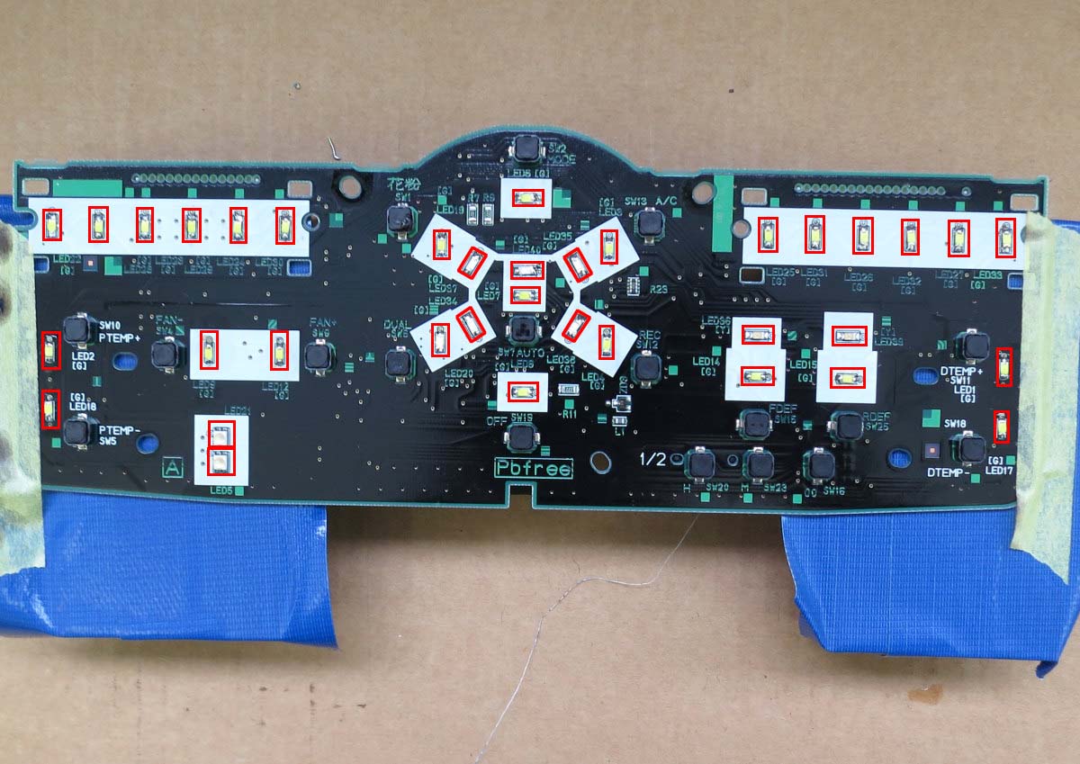 オヤジも出来た！(DIY)LED交換⑦-1 エアコン・パネル前編 （トヨタ