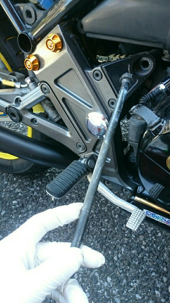 ゴールドメダルサブフレーム付きスラッシュガード！時間無くて右側のみ