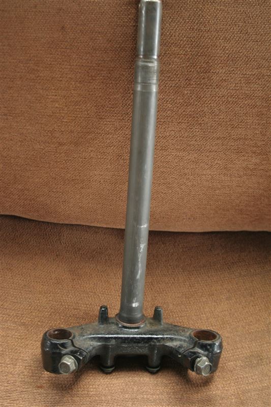 4stビーノ、ブレンボ2POT&200mmビッグローター&KNローダウンフォーク