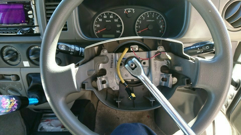 ZC31Sスイスポ用純正ステアリング流用（スズキ エブリイ・DA64）by