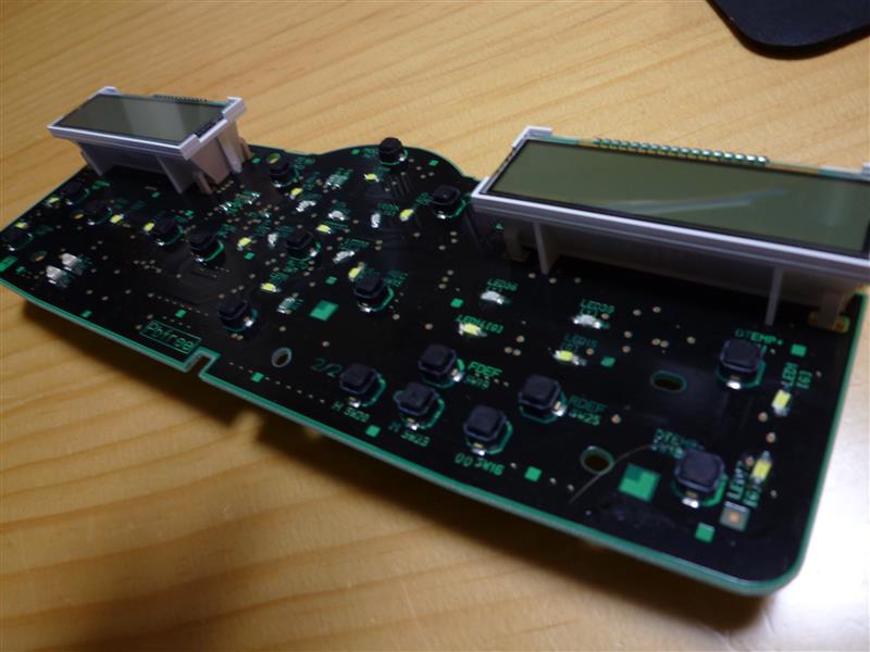 エアコンパネル液晶反転その①（トヨタ マークX G's・130系）by Kim