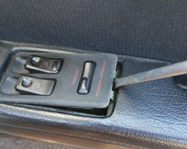 FC3Sパワーウィンドウ マスタースイッチ自作（3番煎じ）（マツダ RX-7