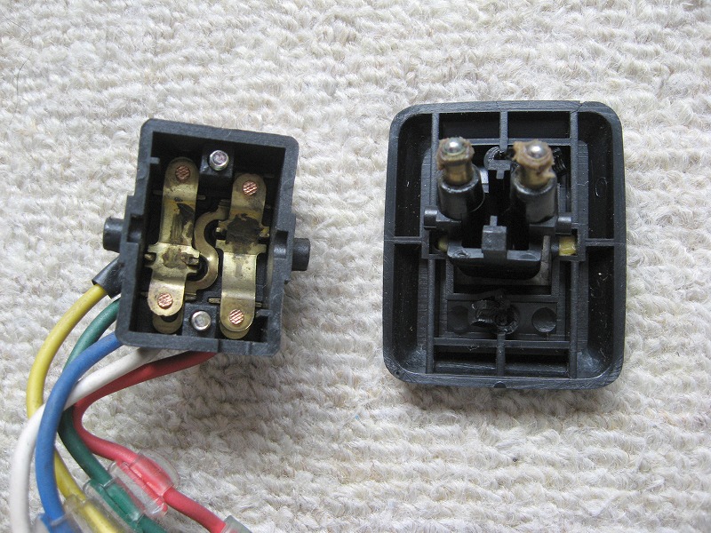 パワーウィンドウ（リア） スイッチ補修（日産 スカイライン・R30）by