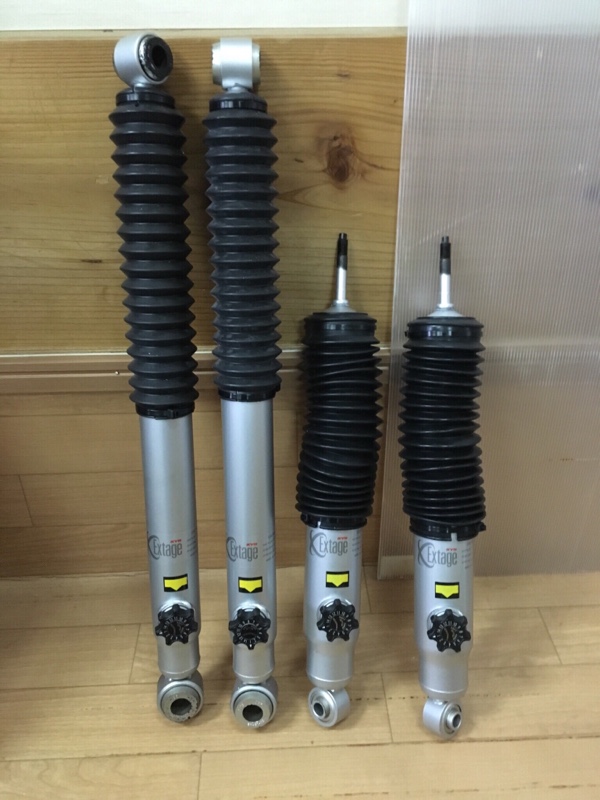 KYB／カヤバExtage取付（トヨタ ハイエースバン・H200系）by みィ