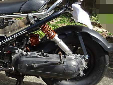 ロンホイによるエンジン下がり防止 2 車高調整長改造（ホンダ