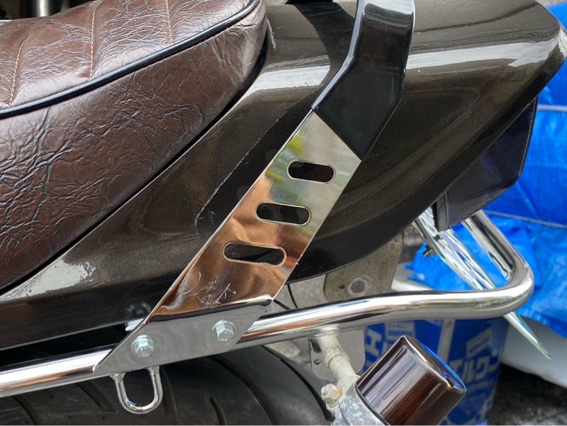 ゼファー400 大阪魔人 ファッションタンデムバー（カワサキ ゼファー