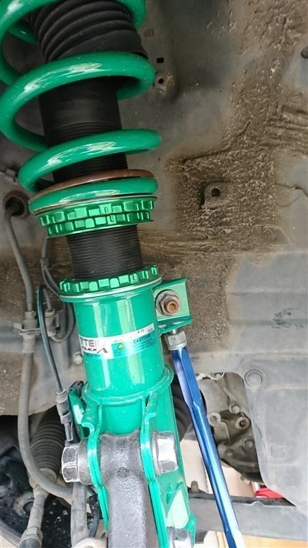 TEIN FLEX A車高調整（トヨタ エスティマ・50系）by パル@ACR50W