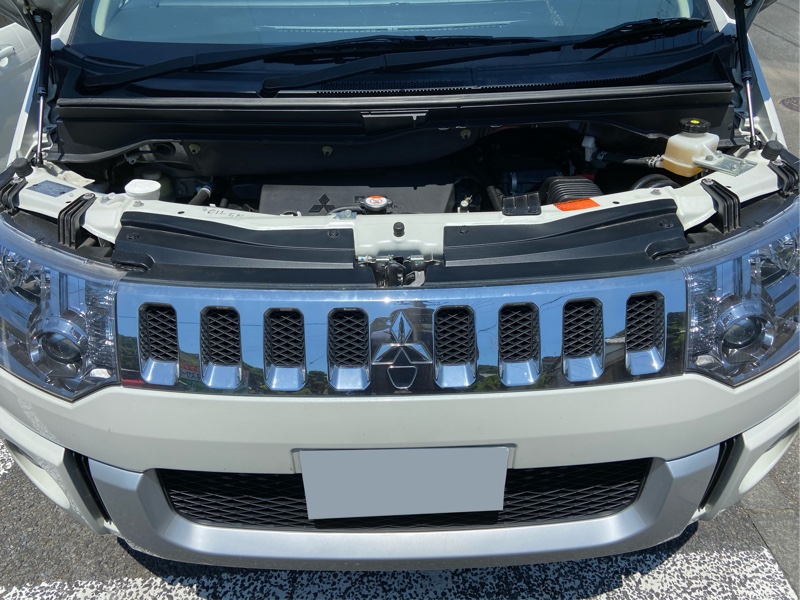 フロントグリル ラバーチッピング塗装①（三菱 デリカD:5・CV1W/CV2W