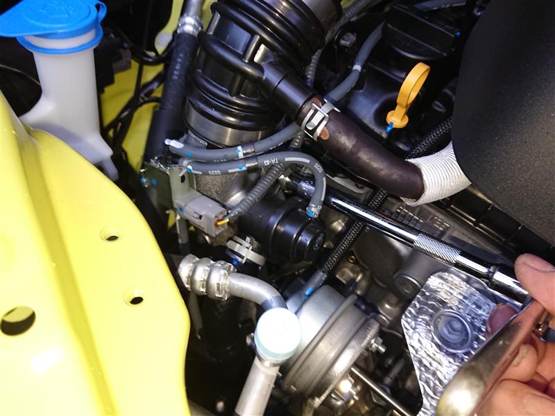 ｽｲﾌﾄｽﾎﾟｰﾂ ZC33S ﾌﾞﾛｰｵﾌﾊﾞﾙﾌﾞ大気開放ｱﾀﾞﾌﾟﾀ取付（スズキ スイフト