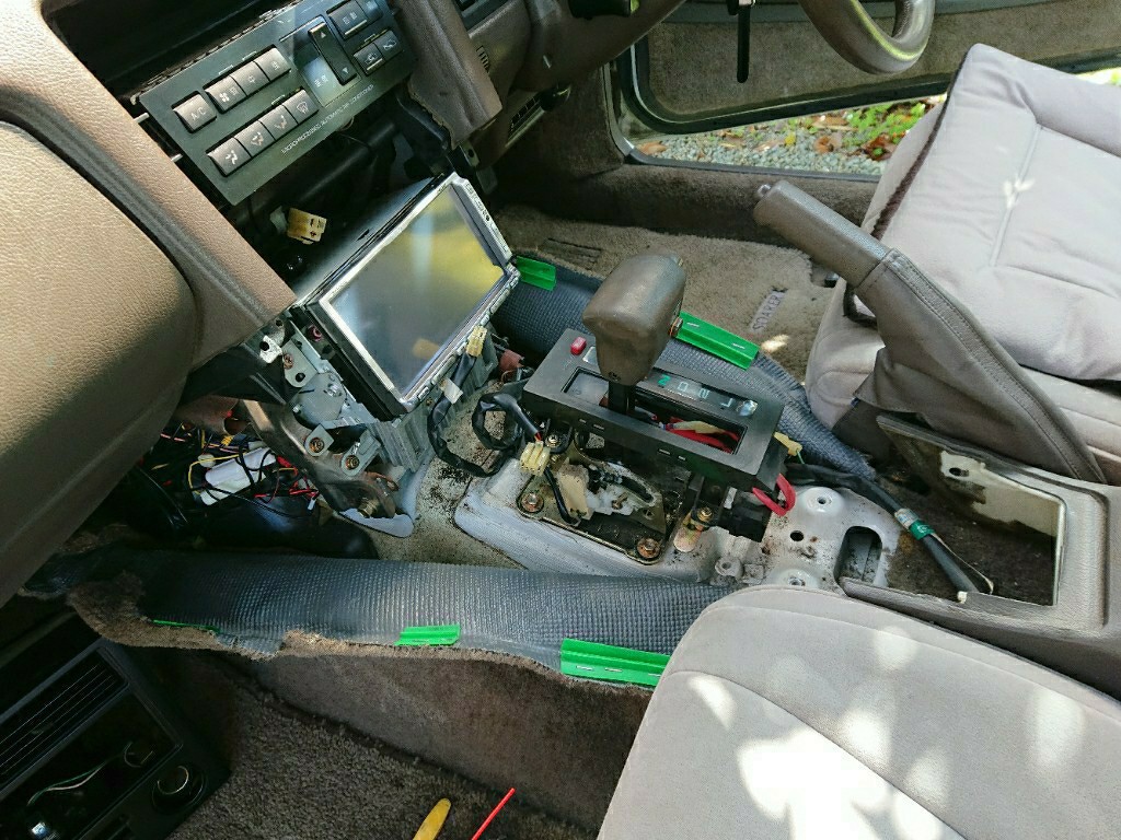 ATシフトレバーのがたつき修理（トヨタ ソアラ・Z20系）by ronron3