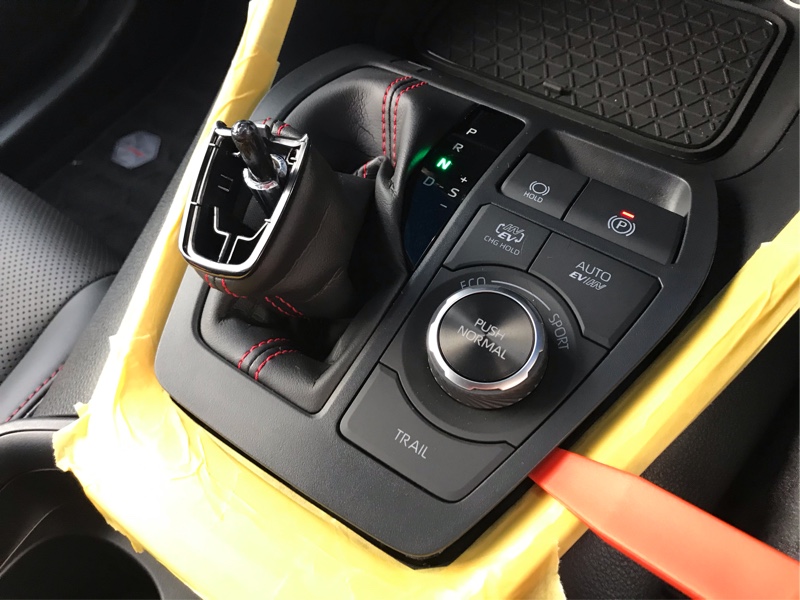 インテグレーションコントロール＆パネルASSY交換（トヨタ RAV4 PHV