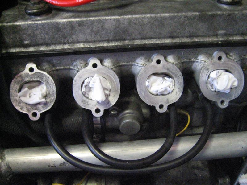 インシュレーター交換（カワサキ ZX-4）by さすらいのエンジニア