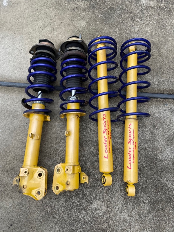 カヤバ ローファースポーツ 取り付け（ダイハツ ムーヴカスタム・L150