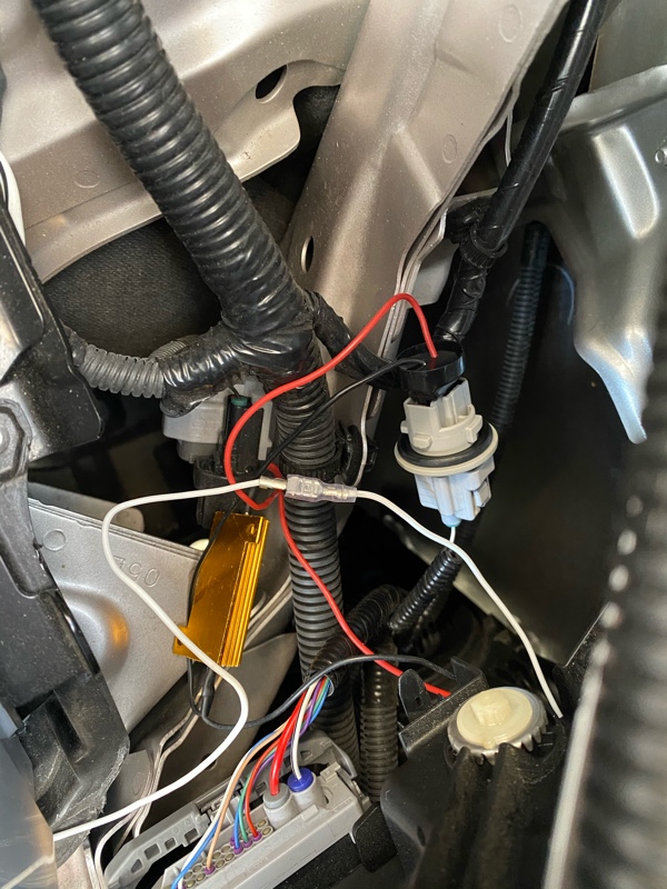 ウインカーポジションキットの取り付け。（トヨタ プリウス・50系）by