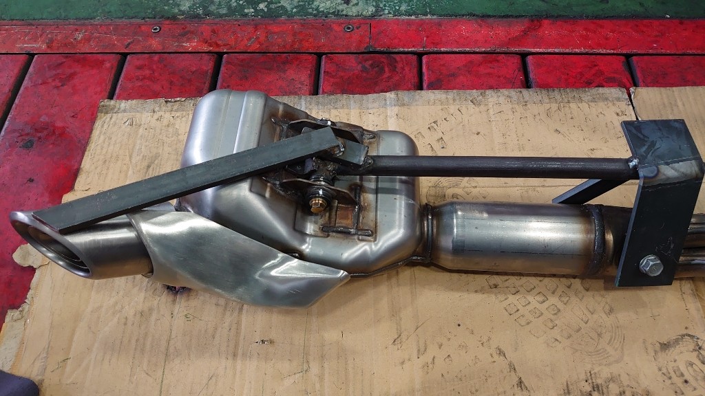 純正マフラー改造計画 その2（カワサキ Ninja ZX-25R）by 姉流絵依茶