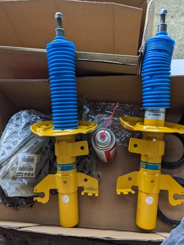 ビルシュタインサスアルファロメオ159